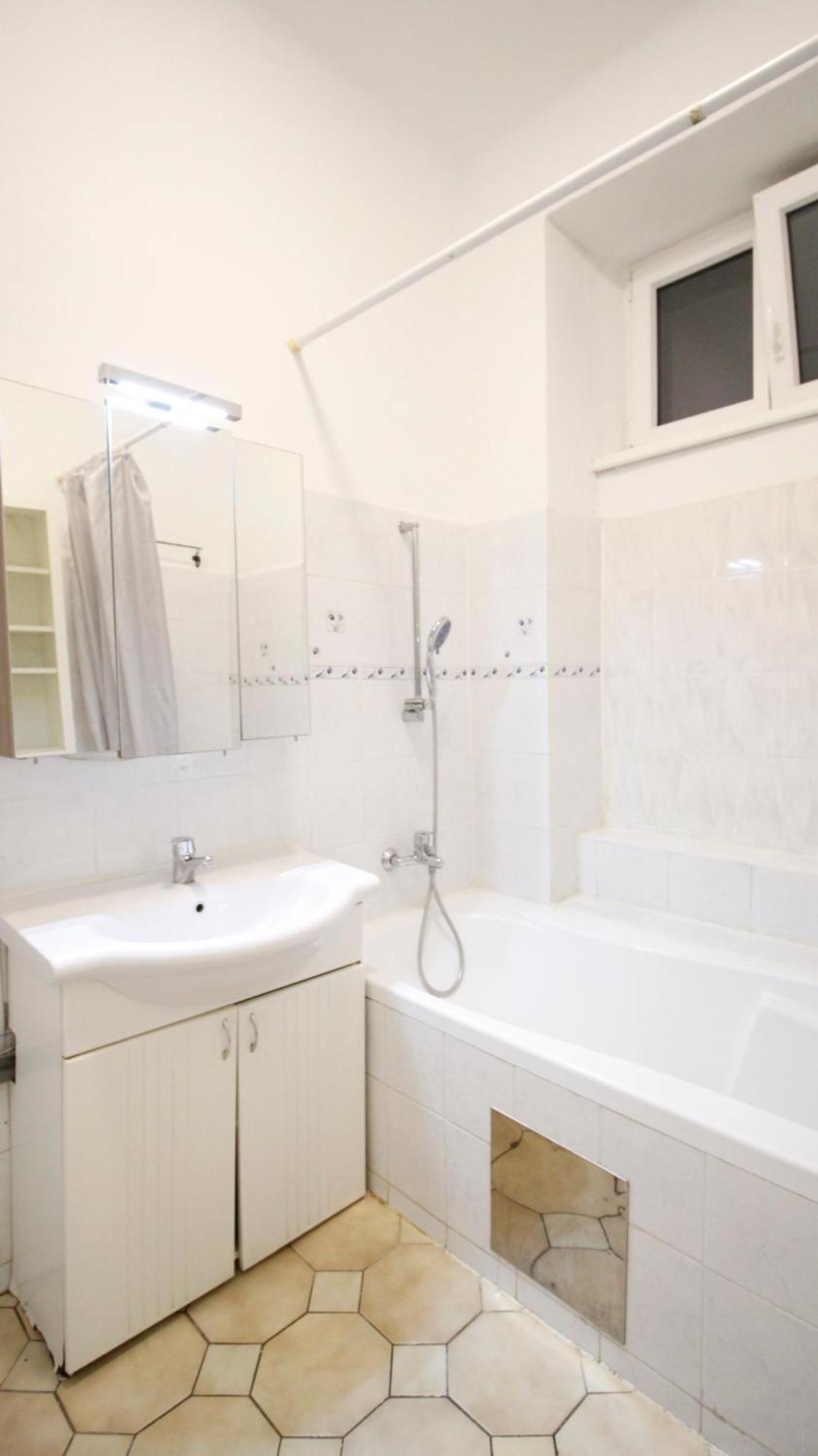 Comfortable Rooms Near Schonbrunn Palace Wina Bagian luar foto