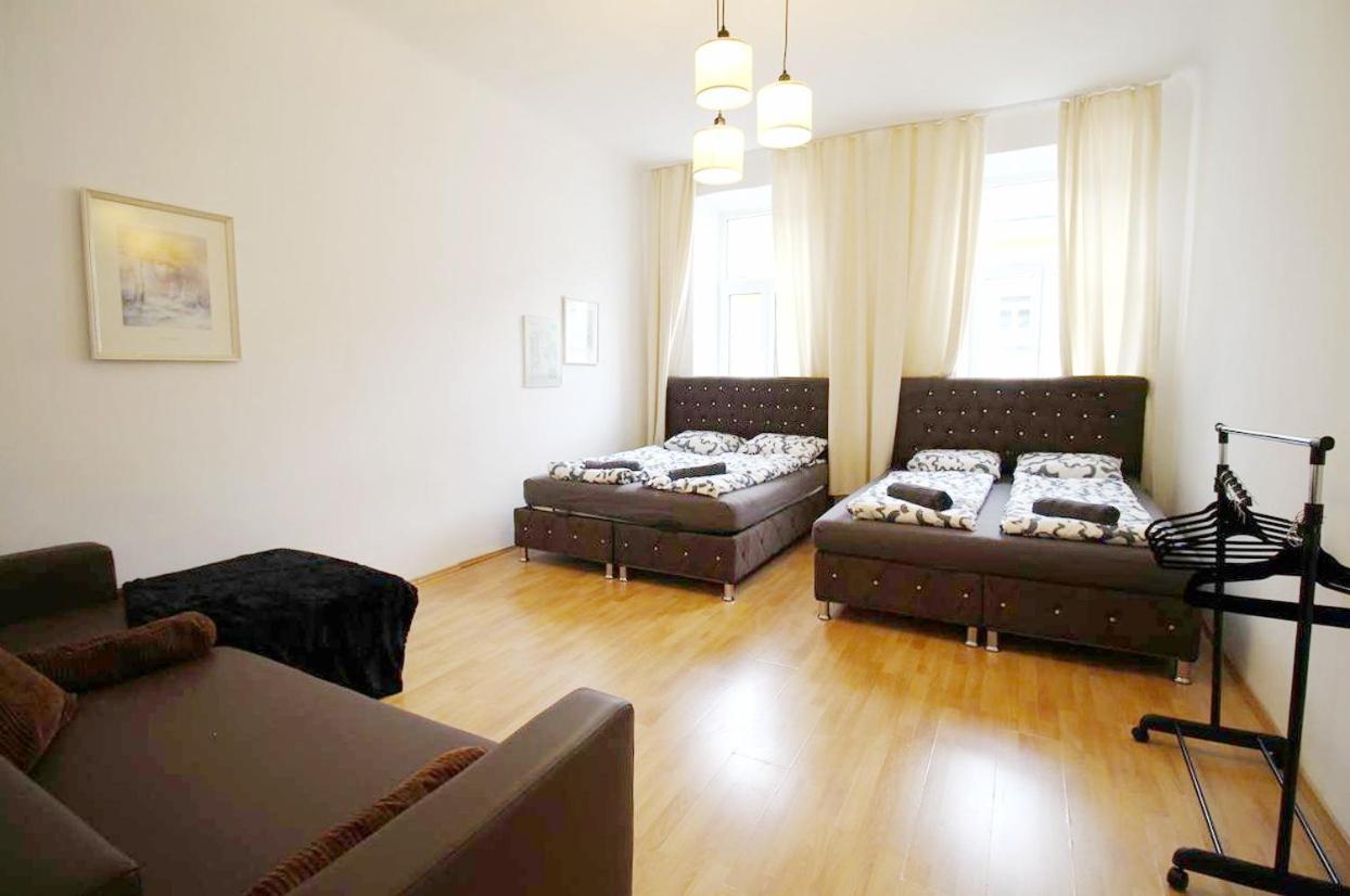 Comfortable Rooms Near Schonbrunn Palace Wina Bagian luar foto