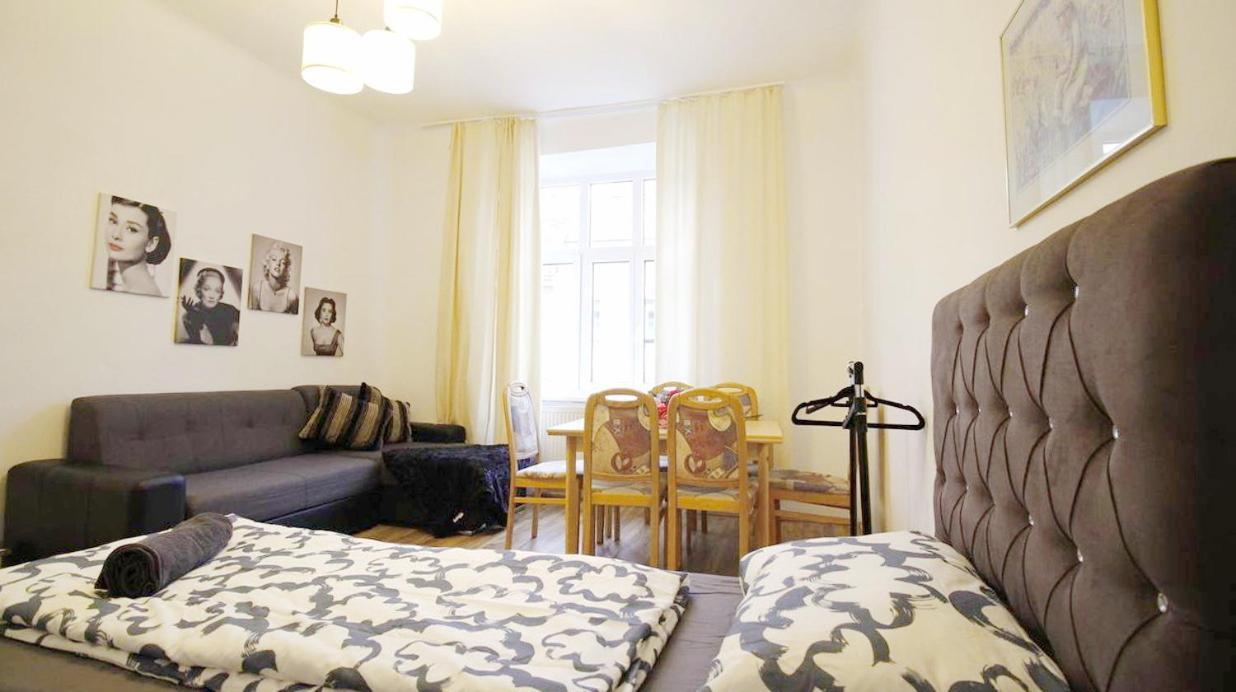 Comfortable Rooms Near Schonbrunn Palace Wina Bagian luar foto