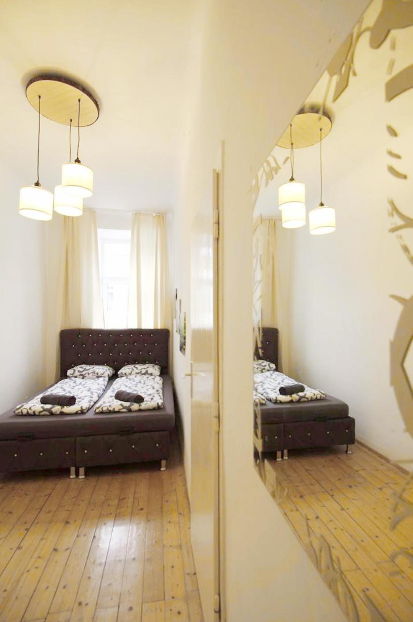 Comfortable Rooms Near Schonbrunn Palace Wina Bagian luar foto