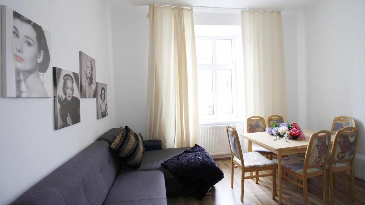 Comfortable Rooms Near Schonbrunn Palace Wina Bagian luar foto