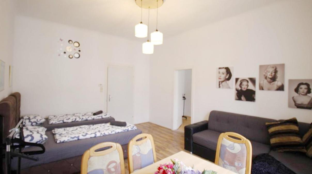 Comfortable Rooms Near Schonbrunn Palace Wina Bagian luar foto