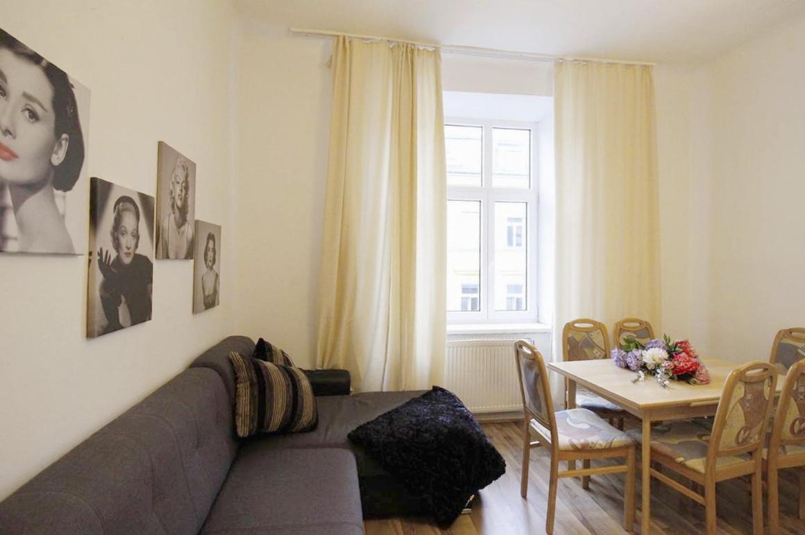 Comfortable Rooms Near Schonbrunn Palace Wina Bagian luar foto